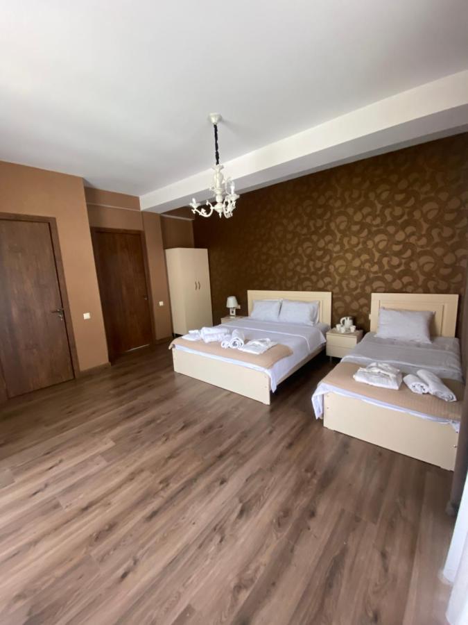 Отель Borjomi Central Экстерьер фото
